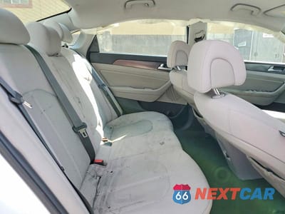 Zdjęcie 10 z 12 samochodu: 2017 HYUNDAI SONATA SPORT VIN:5NPE34AF8HH535017 - miniatura