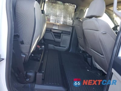 Zdjęcie 10 z 11 samochodu: 2022 FORD F350 SUPER DUTY VIN:1FT8W3AT1NEE28617 - miniatura