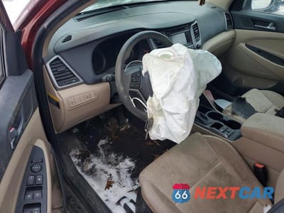 Zdjęcie 8 z 13 samochodu: 2016 HYUNDAI TUCSON LIMITED VIN:KM8J3CA46GU139501 - miniatura