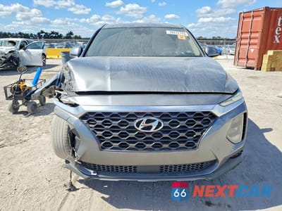 Piąte zdjęcie samochodu w środku: 2019 HYUNDAI SANTA FE SE VIN:5NMS23AD8KH080009 - miniatura