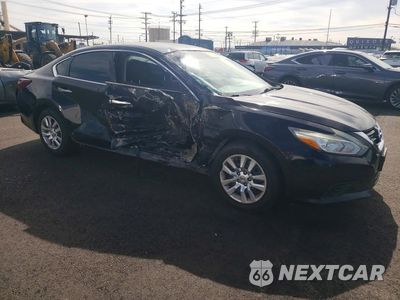 Czwarte zdjęcie samochodu z boku: 2016 NISSAN ALTIMA 2.5 S VIN:1N4AL3AP4GC187699 - miniatura