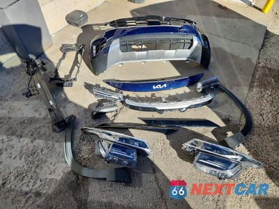 Zdjęcie 13 z 14 samochodu: 2024 KIA SELTOS SX VIN:KNDETCA77R7615479 - miniatura