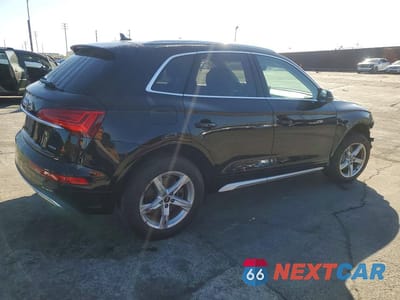 Trzecie zdjęcie samochodu z tyłu: 2021 AUDI Q5 PREMIUM VIN:WA1AAAFY9M2005772 - miniatura