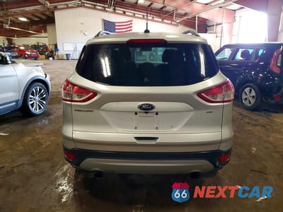 Zdjęcie 6 z 14 samochodu: 2016 FORD ESCAPE SE VIN:1FMCU0G72GUA55844 - miniatura