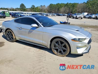 Czwarte zdjęcie samochodu z boku: 2019 FORD MUSTANG VIN:1FA6P8TH7K5163133 - miniatura