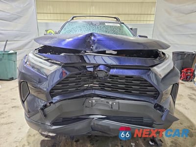 Piąte zdjęcie samochodu w środku: 2025 TOYOTA RAV4 VIN:JTMRWRFV7SD341730 - miniatura