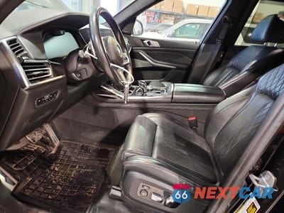 Zdjęcie 7 z 12 samochodu: 2019 BMW X7 XDRIVE50I VIN:5UXCX4C51KLS37832 - miniatura
