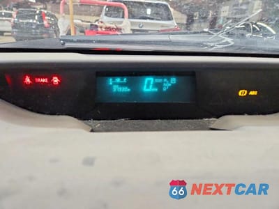 Zdjęcie 9 z 11 samochodu: 2005 TOYOTA PRIUS VIN:JTDKB20U057057928 - miniatura