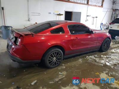 Trzecie zdjęcie samochodu z tyłu: 2010 FORD MUSTANG VIN:1ZVBP8AN8A5140652 - miniatura