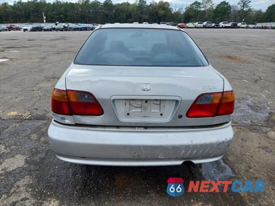 Zdjęcie 6 z 11 samochodu: 2000 HONDA CIVIC BASE VIN:2HGEJ6611YH568563 - miniatura