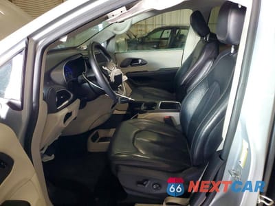 Zdjęcie 7 z 13 samochodu: 2022 CHRYSLER PACIFICA TOURING L VIN:2C4RC3BG6NR127505 - miniatura