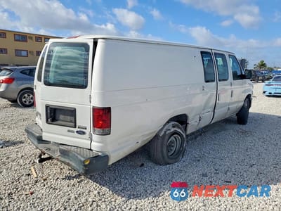 Trzecie zdjęcie samochodu z tyłu: 2011 FORD E250 UTILITY / SERVICE VAN VIN:1FTNS2EL6BDA81046 - miniatura