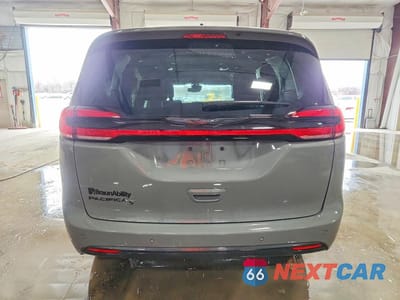 Zdjęcie 6 z 12 samochodu: 2023 CHRYSLER PACIFICA TOURING L VIN:2C4RC1BG3PR537962 - miniatura