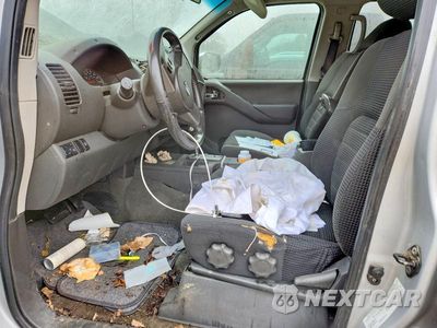 Zdjęcie 7 z 11 samochodu: 2005 NISSAN FRONTIER CREW CAB LE VIN:1N6AD07W75C462710 - miniatura