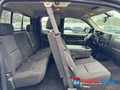 Zdjęcie 10 z 11 samochodu: 2011 GMC SIERRA K1500 SLE VIN:1GTR2VE35BZ198705 - miniatura