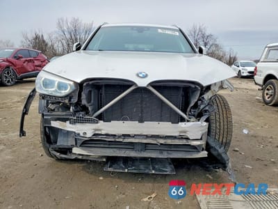 Piąte zdjęcie samochodu w środku: 2019 BMW X3 XDRIVE30I VIN:5UXTR9C50KLR05367 - miniatura