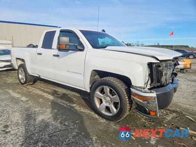Czwarte zdjęcie samochodu z boku: 2017 CHEVROLET SILVERADO K1500 VIN:1GCVKNECXHZ392119 - miniatura