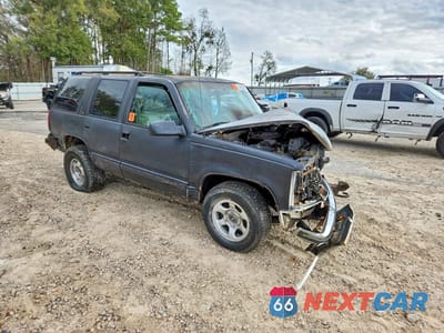 Czwarte zdjęcie samochodu z boku: 1995 GMC YUKON VIN:1GKEK13KXSJ759839 - miniatura