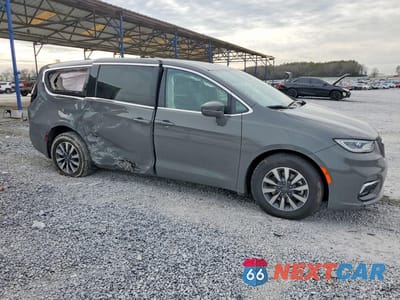 Czwarte zdjęcie samochodu z boku: 2022 CHRYSLER PACIFICA HYBRID TOURING L VIN:2C4RC1L71NR227899 - miniatura