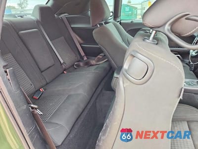 Zdjęcie 10 z 12 samochodu: 2019 DODGE CHALLENGER SXT VIN:2C3CDZGG5KH709017 - miniatura