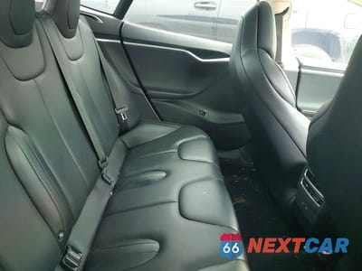 Zdjęcie 10 z 12 samochodu: 2016 TESLA MODEL S VIN:5YJSA1E29GF174179 - miniatura