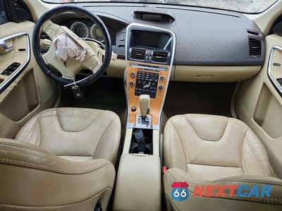 Zdjęcie 8 z 12 samochodu: 2010 VOLVO XC60 T6 VIN:YV4992DZ4A2081119 - miniatura