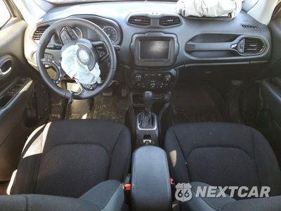 Zdjęcie 8 z 11 samochodu: 2020 JEEP RENEGADE LATITUDE VIN:ZACNJABB0LPL25377 - miniatura