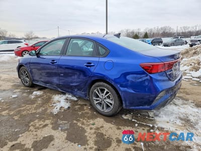 Drugie zdjęcie samochodu z przodu: 2023 KIA FORTE LXS VIN:3KPF24AD5PE572115 - miniatura