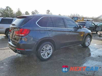 Trzecie zdjęcie samochodu z tyłu: 2016 BMW X5 XDRIVE35D VIN:5UXKS4C55G0N13111 - miniatura