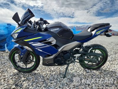 Trzecie zdjęcie samochodu z tyłu: 2022 KAWASAKI EX400 VIN:JKAEXKG13NDAG7051 - miniatura
