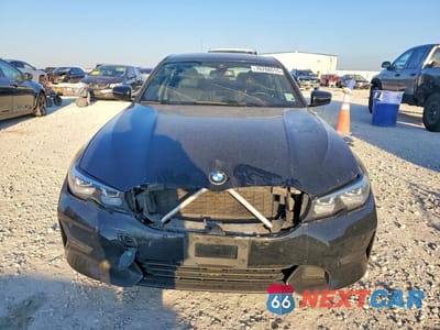 Piąte zdjęcie samochodu w środku: 2019 BMW 330I VIN:3MW5R1J57K8B02025 - miniatura