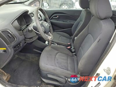 Zdjęcie 7 z 13 samochodu: 2013 KIA RIO EX VIN:KNADN4A33D6300375 - miniatura