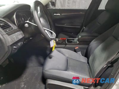 Zdjęcie 7 z 12 samochodu: 2022 CHRYSLER 300 TOURING VIN:2C3CCAAG3NH245503 - miniatura