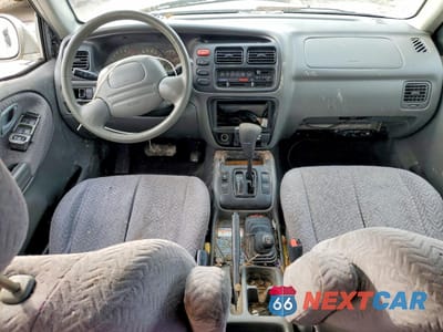 Zdjęcie 8 z 14 samochodu: 2001 SUZUKI GRAND VITARA JX VIN:JS3TD62V414154686 - miniatura