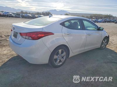 Trzecie zdjęcie samochodu z tyłu: 2013 HYUNDAI ELANTRA GLS VIN:5NPDH4AE1DH232899 - miniatura