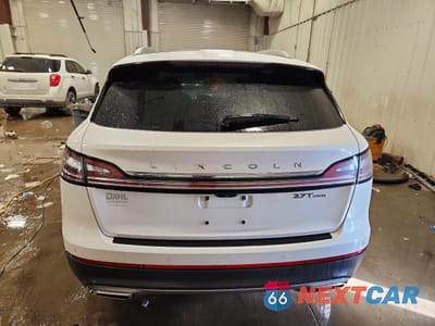 Zdjęcie 6 z 14 samochodu: 2019 LINCOLN NAUTILUS RESERVE VIN:2LMPJ8LP1KBL39449 - miniatura