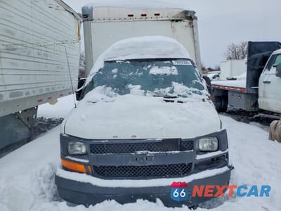 Piąte zdjęcie samochodu w środku: 2017 CHEVROLET EXPRESS G4500 VIN:1GB6GVCG6H1103039 - miniatura