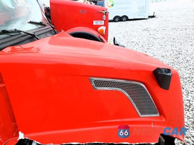 Zdjęcie 7 z 10 samochodu: 2017 VOLVO VNL SEMI TRUCK VIN:4V4NC9EH5HN980411 - miniatura