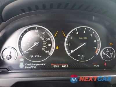 Zdjęcie 9 z 12 samochodu: 2016 BMW X5 XDR40E VIN:5UXKT0C54G0S76519 - miniatura