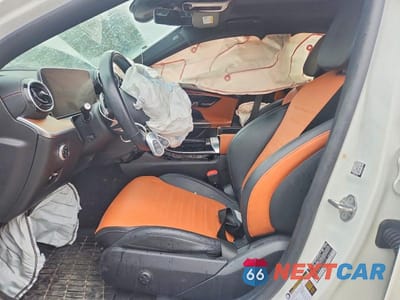 Zdjęcie 7 z 12 samochodu: 2023 MERCEDES-BENZ C 300 4MATIC VIN:W1KAF4HB7PR147735 - miniatura
