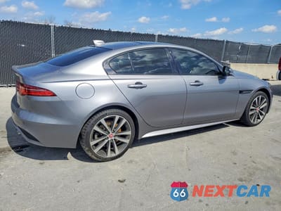 Trzecie zdjęcie samochodu z tyłu: 2020 JAGUAR XE R-DYNAMIC S VIN:SAJAT4GX0LCP61699 - miniatura