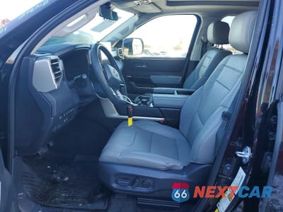 Zdjęcie 7 z 12 samochodu: 2024 TOYOTA TUNDRA CREWMAX LIMITED VIN:5TFWA5DB5RX230959 - miniatura