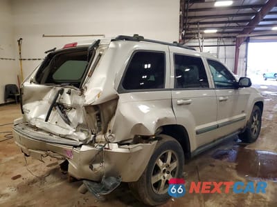 Trzecie zdjęcie samochodu z tyłu: 2008 JEEP GRAND CHEROKEE LAREDO VIN:1J8HR48N58C169000 - miniatura