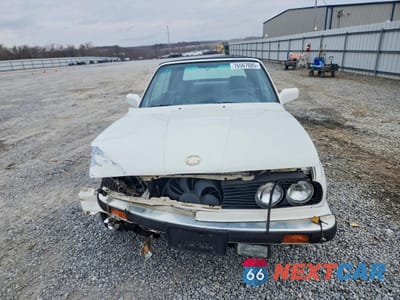 Piąte zdjęcie samochodu w środku: 1991 BMW 325 IC AUTOMATIC VIN:WBABB2312MEC24642 - miniatura