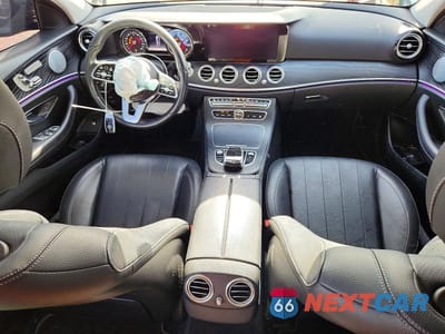 Zdjęcie 8 z 11 samochodu: 2019 MERCEDES-BENZ E 300 VIN:WDDZF4JB7KA548206 - miniatura