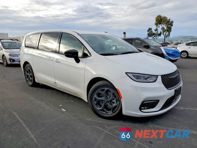 Czwarte zdjęcie samochodu z boku: 2023 CHRYSLER PACIFICA HYBRID LIMITED VIN:2C4RC1S72PR562707 - miniatura