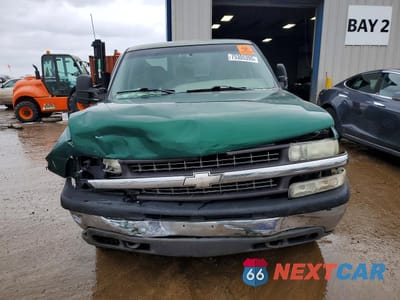 Piąte zdjęcie samochodu w środku: 2000 CHEVROLET SILVERADO K1500 VIN:1GCEK19T6YE355272 - miniatura