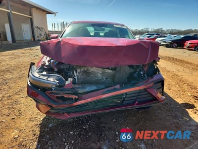 Piąte zdjęcie samochodu w środku: 2024 HYUNDAI ELANTRA SEL VIN:KMHLM4DG3RU693051 - miniatura