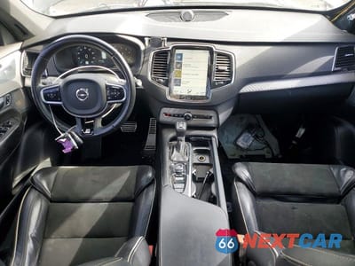 Zdjęcie 8 z 12 samochodu: 2016 VOLVO XC90 T6 VIN:YV4A22PMXG1058153 - miniatura