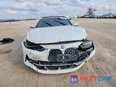 Piąte zdjęcie samochodu w środku: 2024 BMW 430I VIN:WBA23AT05RCN53365 - miniatura